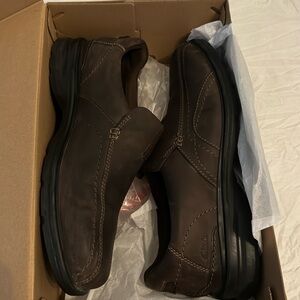 Clarks wide width dress shoes.